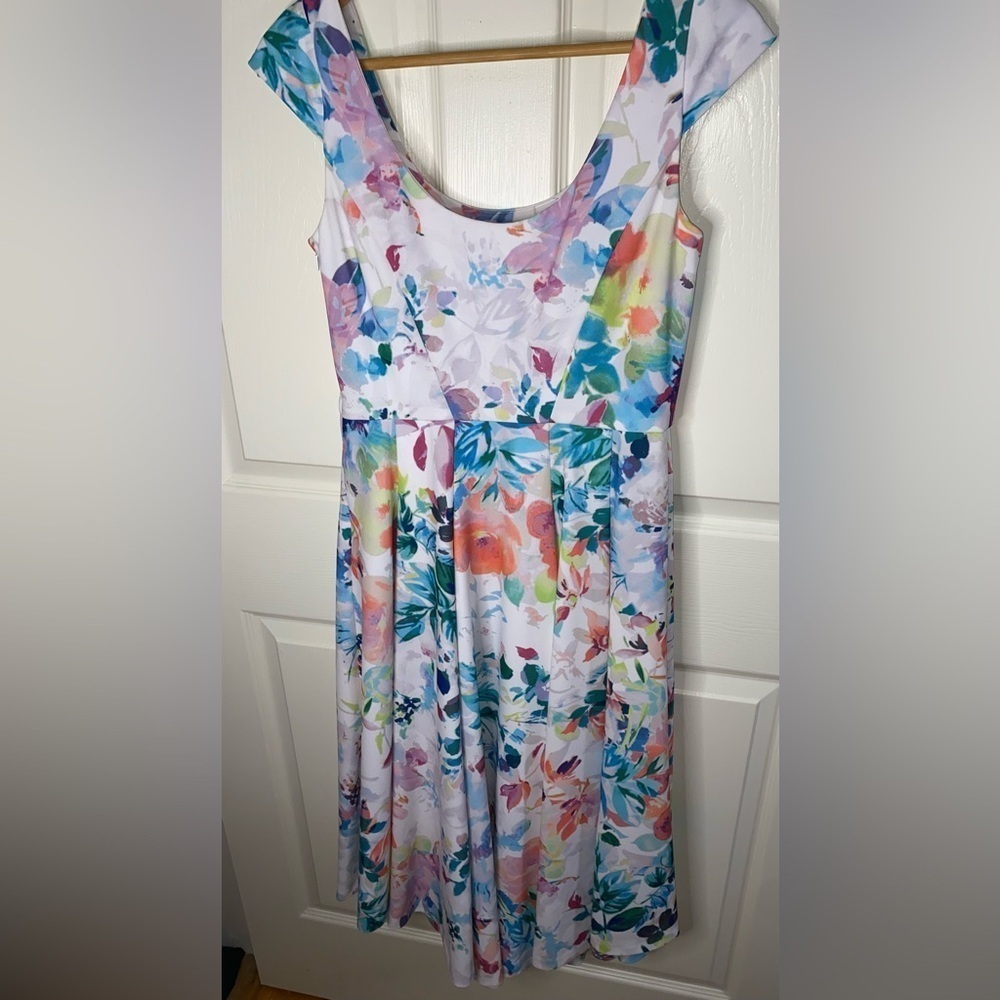 Calvin Klein White & Colorful Floral Formal Midi Dress Size 8 Beautiful - Picture 8 of 8